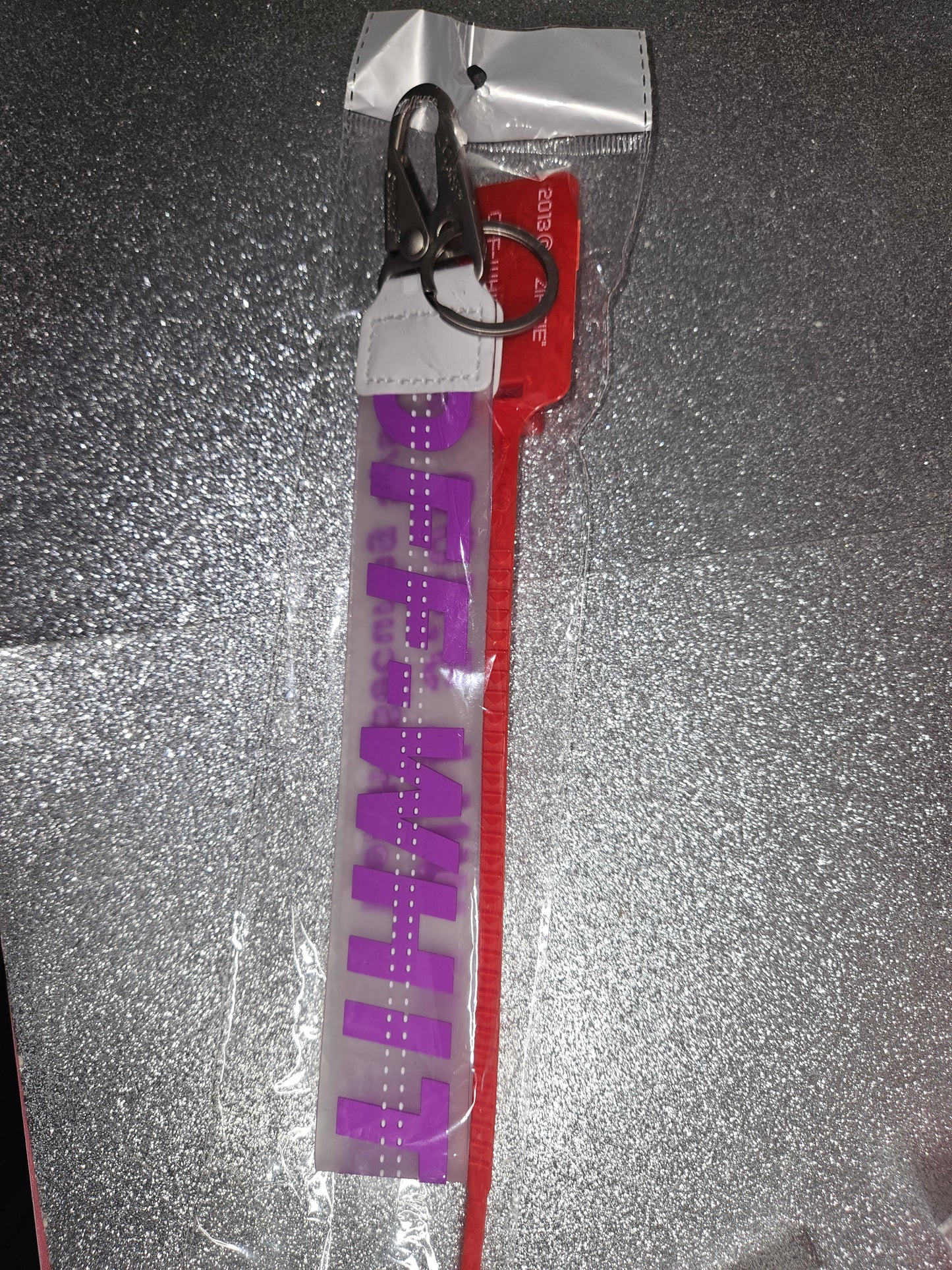 Utility keychain