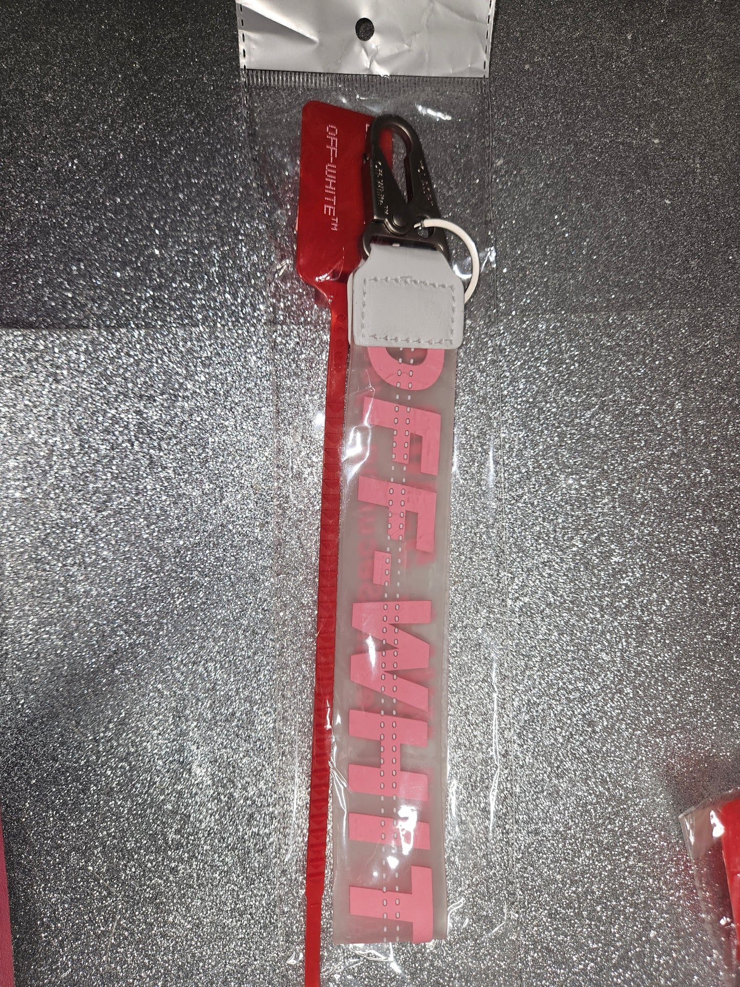Utility keychain